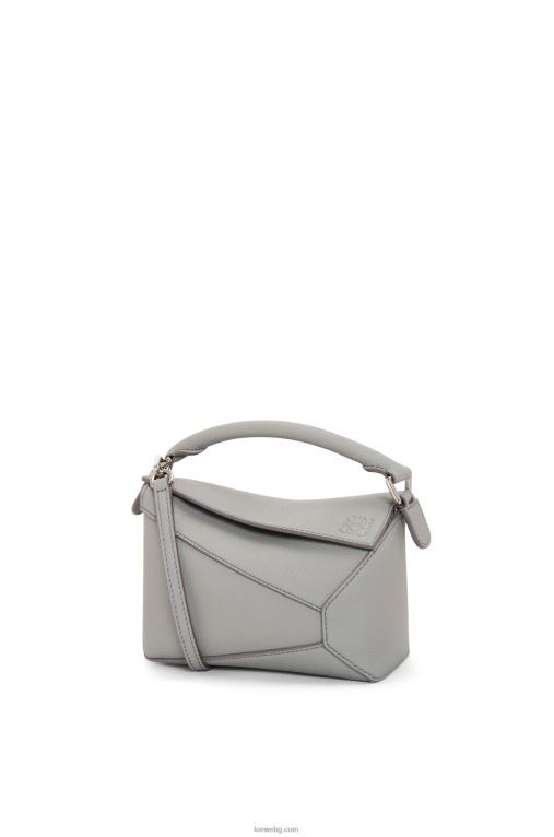 Loewe мини чанта за пъзел от мека зърнеста телешка кожа F84B8198 Жени перлено сиво