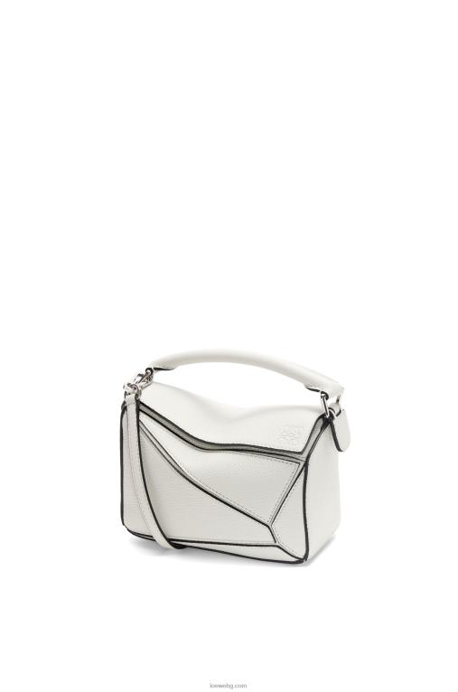Loewe мини чанта за пъзел от мека зърнеста телешка кожа F84B8203 Жени меко бяло