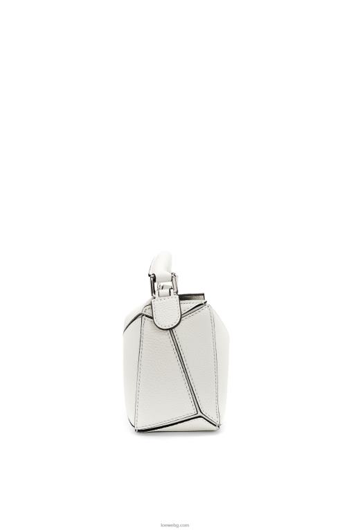 Loewe мини чанта за пъзел от мека зърнеста телешка кожа F84B8203 Жени меко бяло