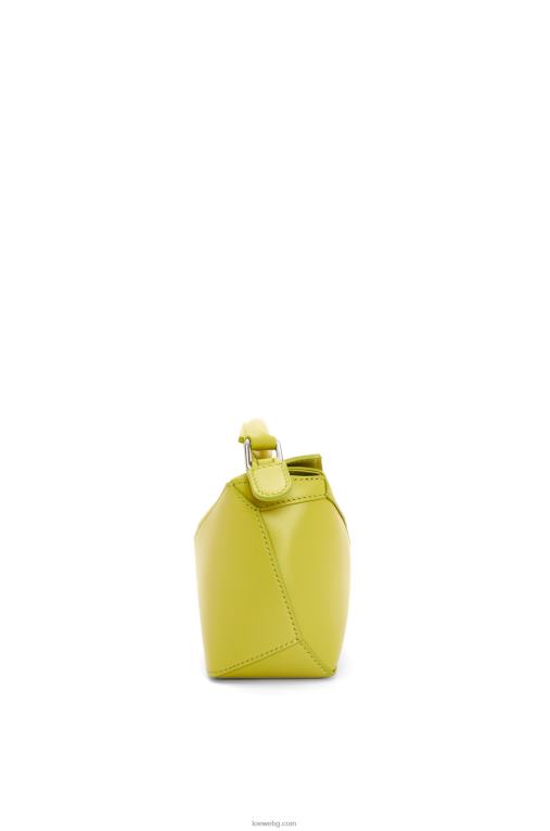 Loewe мини чанта за пъзел от сатенирана телешка кожа F84B8211 Жени лайм жълто