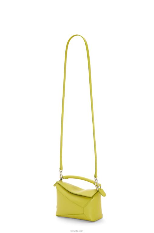 Loewe мини чанта за пъзел от сатенирана телешка кожа F84B8211 Жени лайм жълто