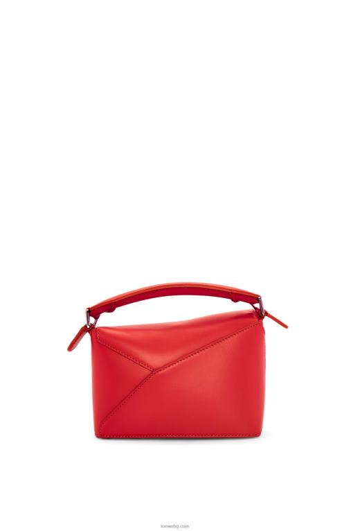 Loewe мини чанта за пъзел от сатенирана телешка кожа F84B8213 Жени червен