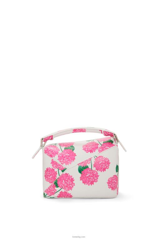 Loewe мини чантичка с цветен пъзел от сатенена телешка кожа F84B8235 Жени бяло/розово