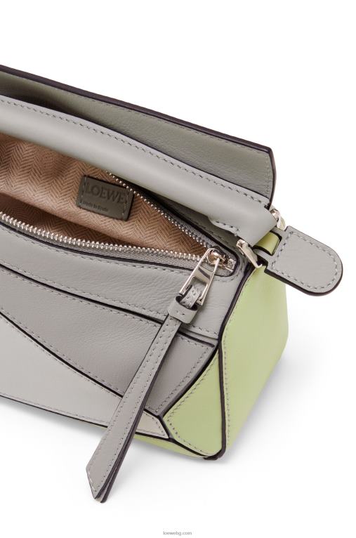 Loewe мини чанта за пъзел от класическа телешка кожа F84B8257 Жени пепеляво сиво/светъл селадон