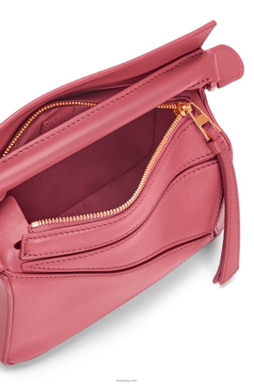 Loewe мини чанта за пъзел от сатенена телешка кожа F84B8266 Жени роза