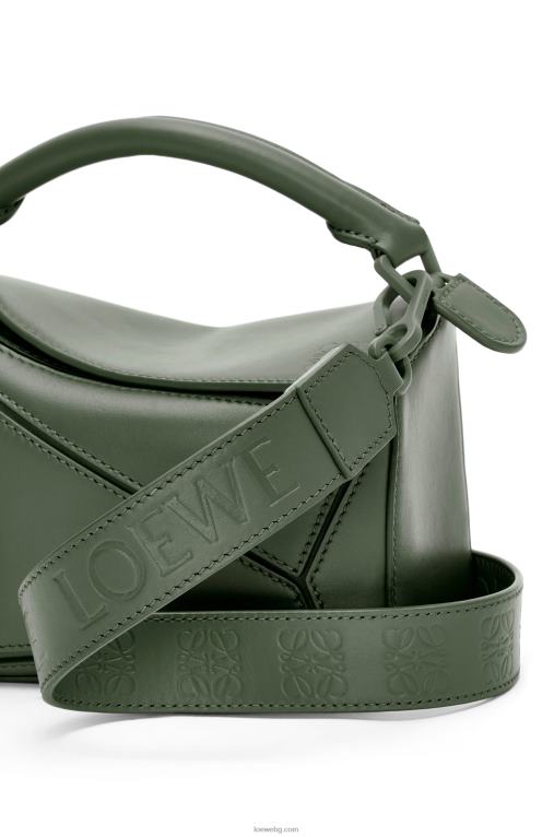 Loewe мини чанта за пъзел от сатенена телешка кожа F84B8270 Жени реколта каки