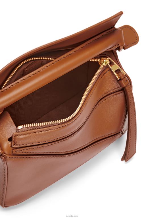 Loewe мини чанта за пъзел от сатенена телешка кожа F84B8273 Жени пекан