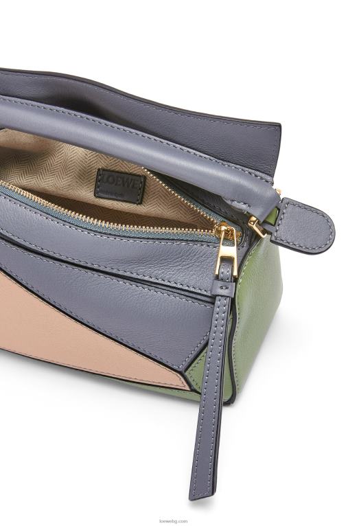 Loewe мини чанта за пъзел от класическа телешка кожа F84B8284 Жени асфалтово сиво/голо