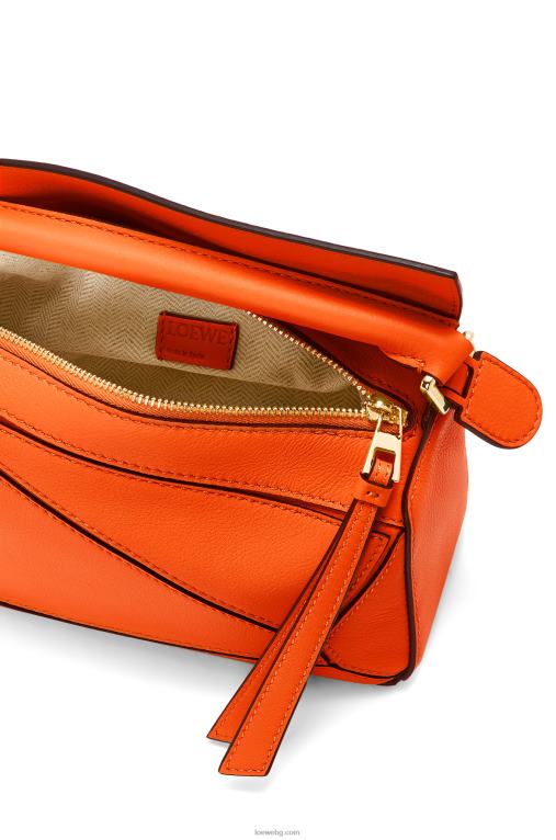 Loewe мини чанта за пъзел от класическа телешка кожа F84B8285 Жени оранжево