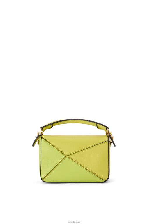 Loewe мини чанта за пъзел от класическа телешка кожа F84B8286 Жени лайм жълто/бяло