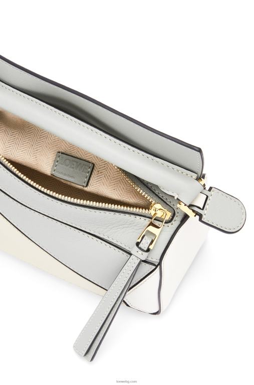 Loewe мини чанта за пъзел от класическа телешка кожа F84B8288 Жени пепеляво сиво/мраморно зелено