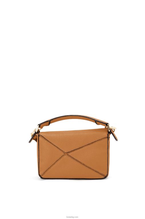 Loewe мини чанта за пъзел от мека зърнеста телешка кожа F84B8299 Жени лек карамел
