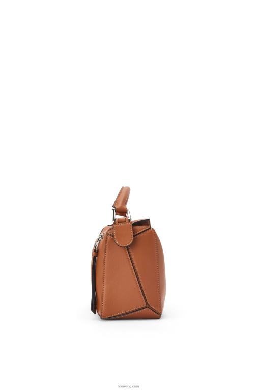 Loewe малка чанта за пъзел от класическа телешка кожа F84B8364 Жени тен