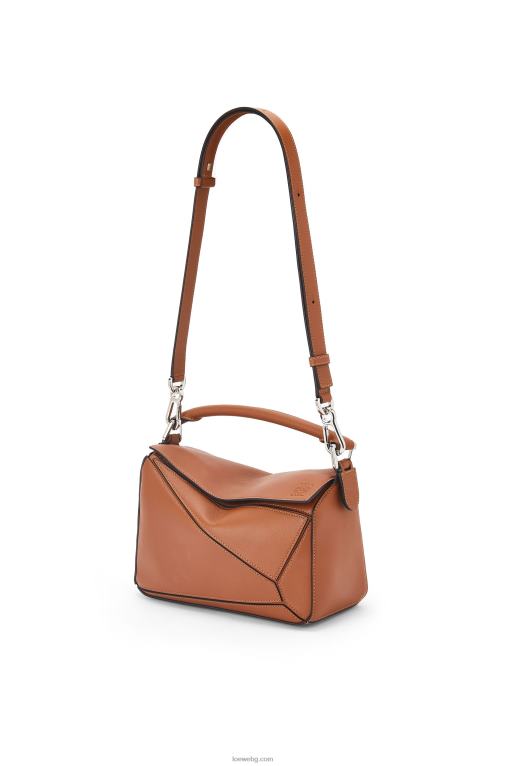 Loewe малка чанта за пъзел от класическа телешка кожа F84B8364 Жени тен