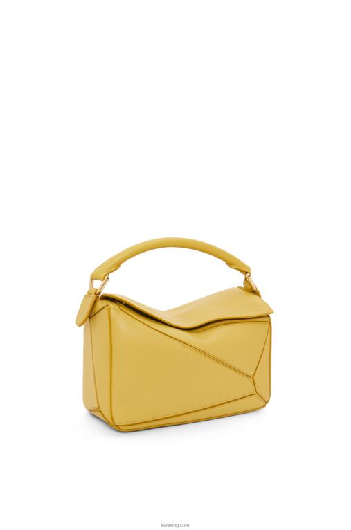 Loewe малка чанта за пъзел от класическа телешка кожа F84B8365 Жени ярка охра