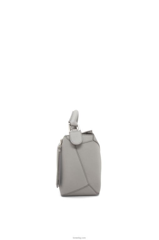 Loewe малка чанта тип пъзел от мека зърнеста телешка кожа F84B8366 Жени перлено сиво