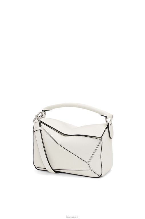 Loewe малка чанта за пъзел от мека зърнеста телешка кожа F84B8367 Жени меко бяло
