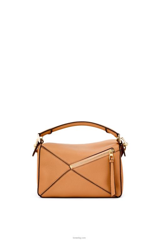 Loewe малка чанта за пъзел от мека зърнеста телешка кожа F84B8368 Жени лек карамел