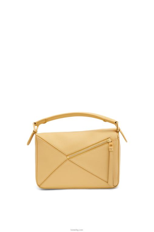 Loewe малка чанта за пъзел от мека зърнеста телешка кожа F84B8393 Жени тъмно масло