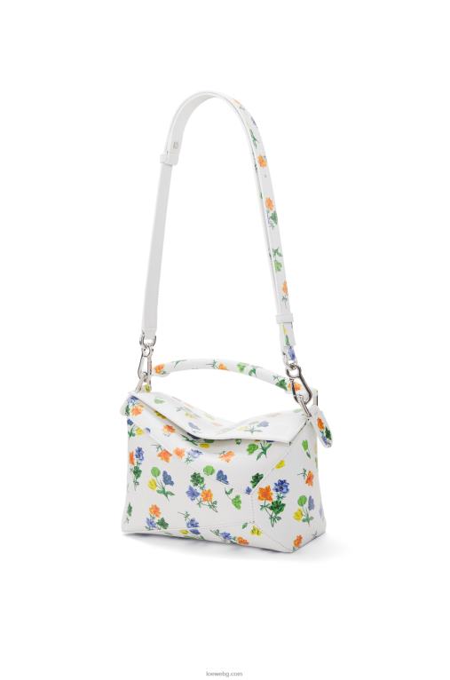Loewe малка чанта с пъзел на цветя от сатенена телешка кожа F84B8394 Жени бяло/многоцветно