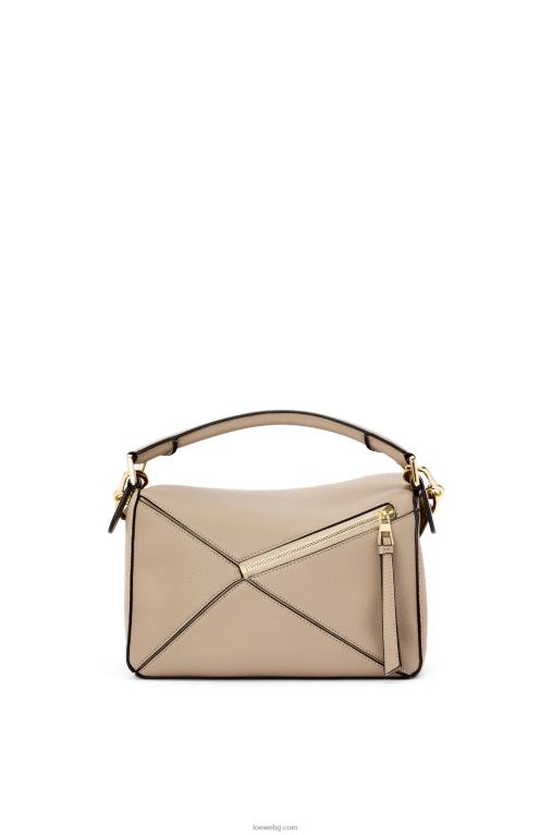 Loewe малка чанта за пъзел от мека зърнеста телешка кожа F84B8397 Жени пясък
