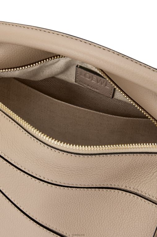 Loewe малка чанта за пъзел от мека зърнеста телешка кожа F84B8397 Жени пясък