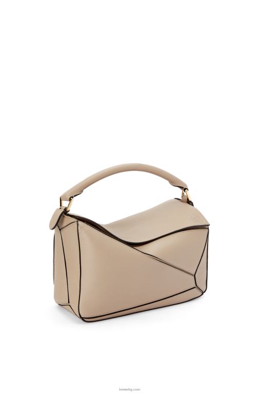 Loewe чанта за пъзел от мека зърнеста телешка кожа F84B8409 Жени пясък