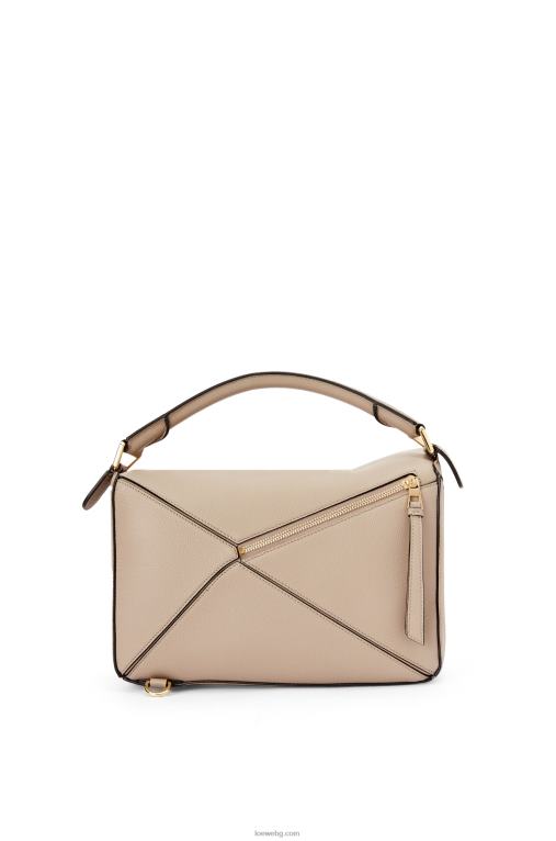 Loewe чанта за пъзел от мека зърнеста телешка кожа F84B8409 Жени пясък