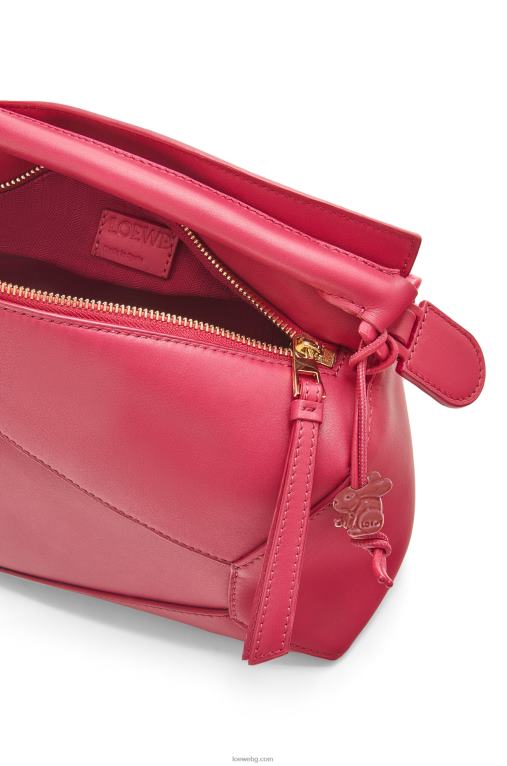 Loewe малка чанта тип пъзел от сатенена телешка кожа F84B8436 Жени рубинено червена глазура