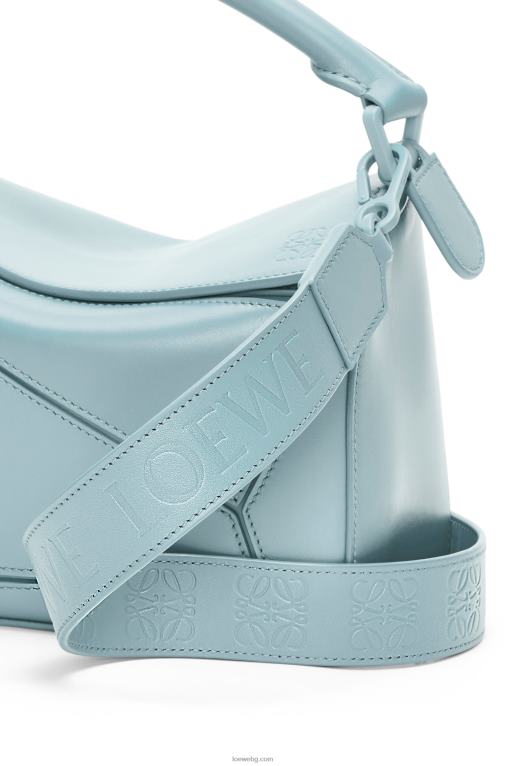 Loewe малка чанта за пъзел от сатенена телешка кожа F84B8459 Жени аквамарин