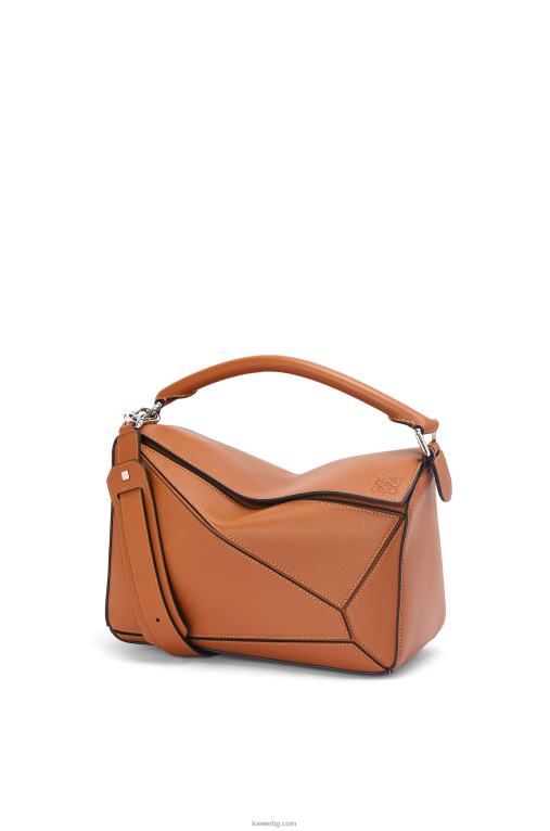 Loewe чанта за пъзел от класическа телешка кожа F84B8487 Жени тен