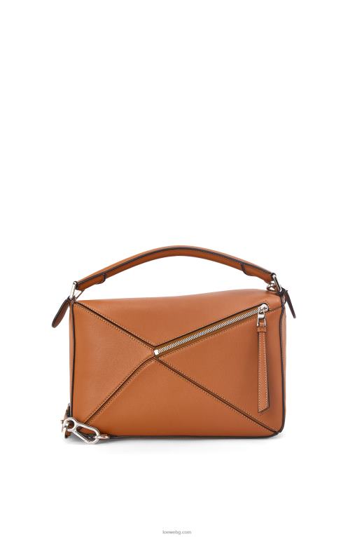 Loewe чанта за пъзел от класическа телешка кожа F84B8487 Жени тен