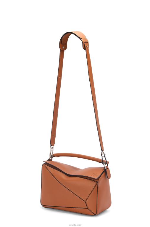 Loewe чанта за пъзел от класическа телешка кожа F84B8487 Жени тен