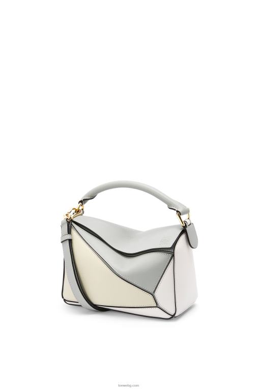 Loewe малка чанта за пъзел от класическа телешка кожа F84B8516 Жени пепеляво сиво/мраморно зелено