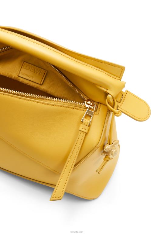Loewe малка чанта тип пъзел от сатенена телешка кожа F84B8530 Жени бледожълта глазура