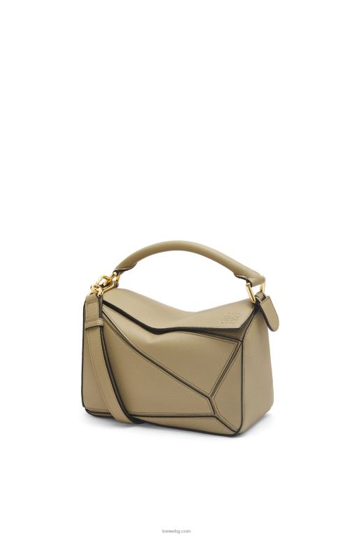 Loewe малка чанта за пъзел от мека зърнеста телешка кожа F84B8535 Жени зелен артишок