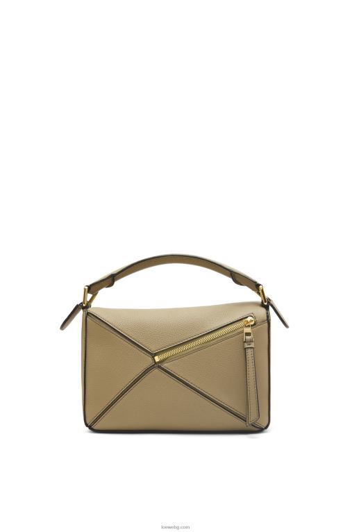 Loewe малка чанта за пъзел от мека зърнеста телешка кожа F84B8535 Жени зелен артишок