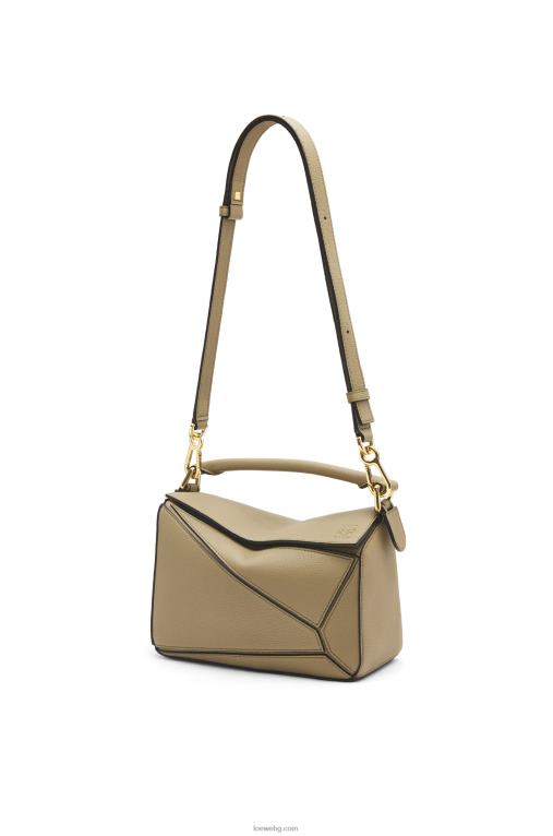 Loewe малка чанта за пъзел от мека зърнеста телешка кожа F84B8535 Жени зелен артишок