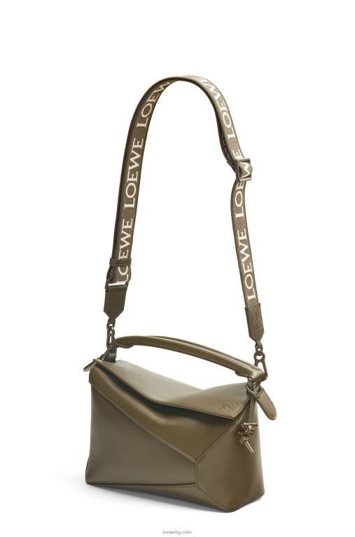 Loewe малка чанта тип пъзел от сатенена телешка кожа F84B8536 Жени глазура от чаен прах