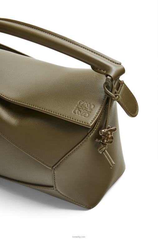 Loewe малка чанта тип пъзел от сатенена телешка кожа F84B8536 Жени глазура от чаен прах