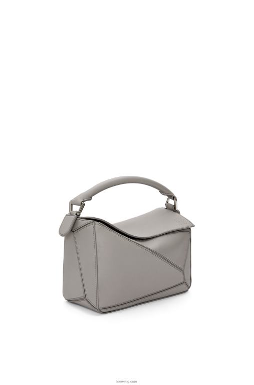Loewe малка чанта за пъзел от класическа телешка кожа F84B8537 Жени перлено сиво