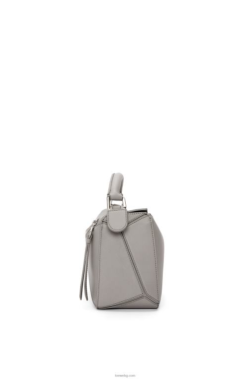 Loewe малка чанта за пъзел от класическа телешка кожа F84B8537 Жени перлено сиво