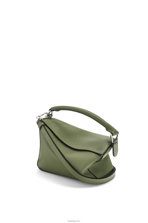 Loewe малка чанта за пъзел от класическа телешка кожа F84B8545 Жени авокадо зелено