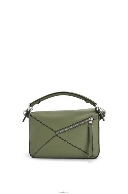 Loewe малка чанта за пъзел от класическа телешка кожа F84B8545 Жени авокадо зелено