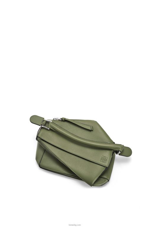Loewe малка чанта за пъзел от класическа телешка кожа F84B8545 Жени авокадо зелено