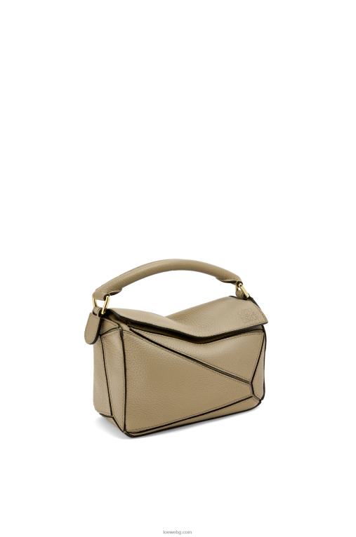 Loewe мини чанта за пъзел от мека зърнеста телешка кожа F84B8560 Жени зелен артишок