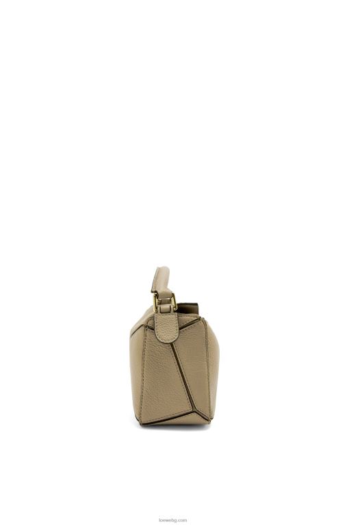 Loewe мини чанта за пъзел от мека зърнеста телешка кожа F84B8560 Жени зелен артишок