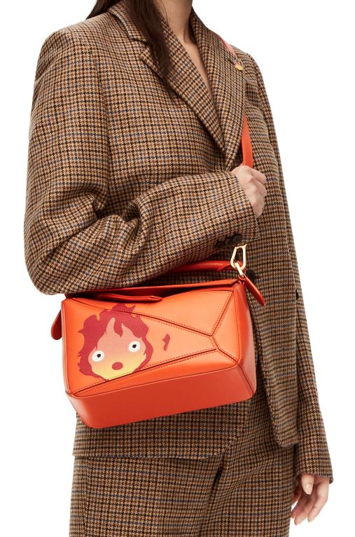 Loewe calcifer малка чанта за пъзел от сатенена телешка кожа F84B8441 Жени оранжево