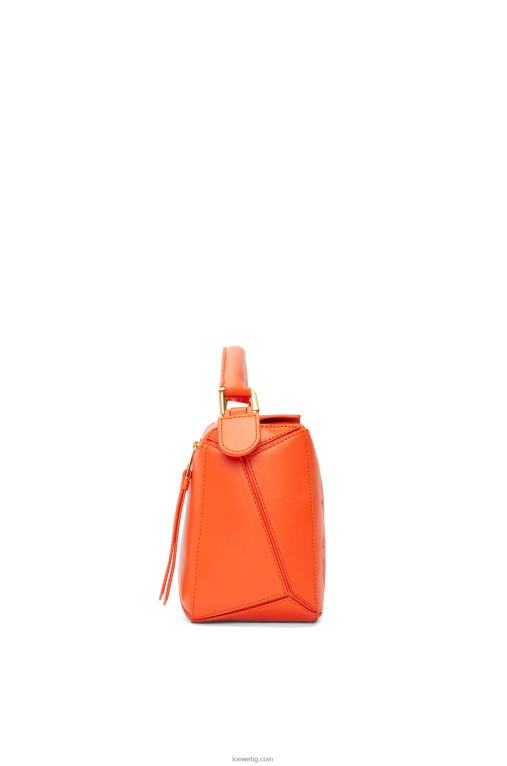 Loewe calcifer малка чанта за пъзел от сатенена телешка кожа F84B8441 Жени оранжево