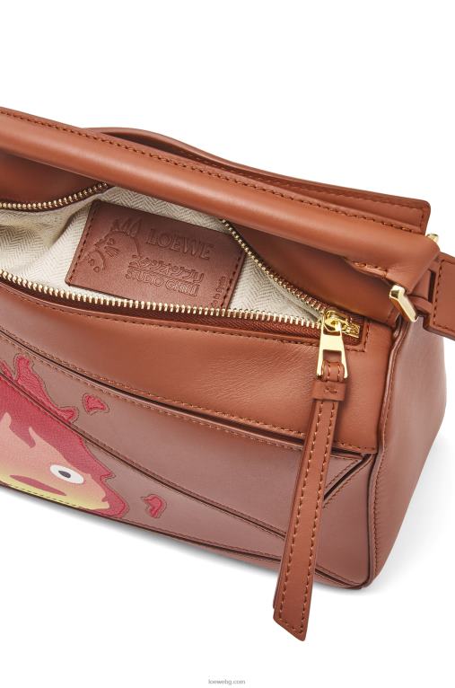 Loewe calcifer малка чанта за пъзел от сатенена телешка кожа F84B8442 Жени ръжда